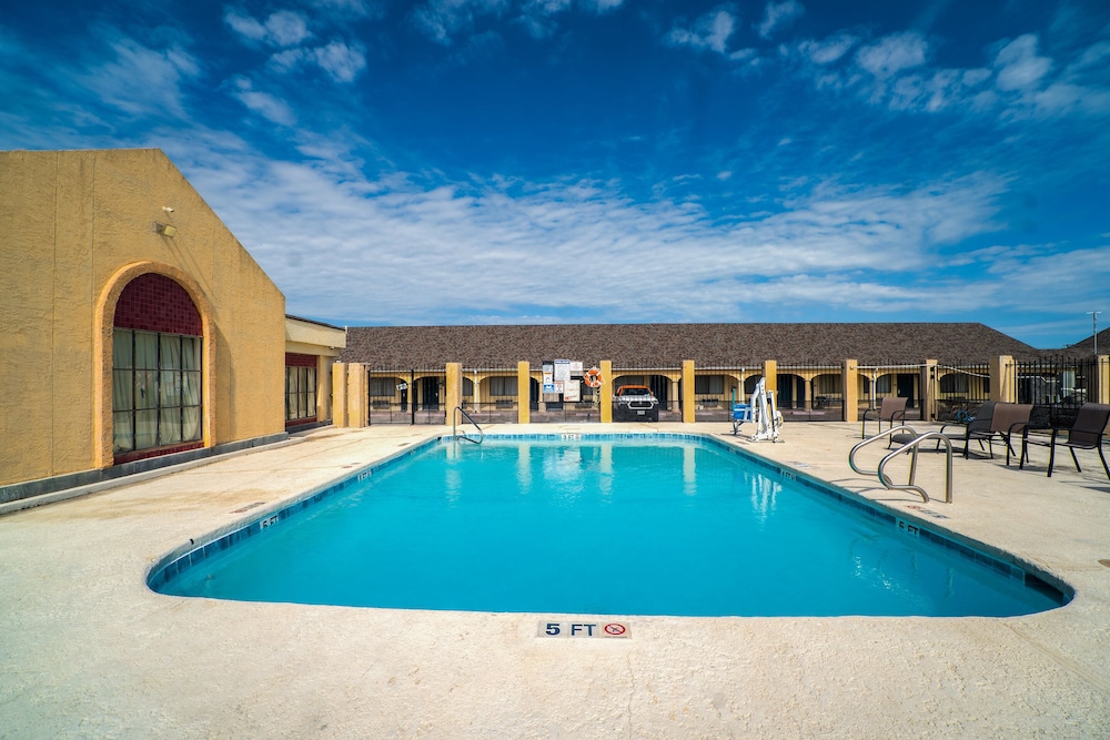 Aransas Bay Inn & Suites Corpus Christi by OYO - photo 33