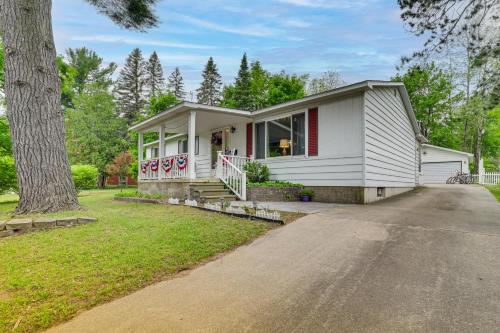 Boyne City Retreat Near Beaches and Mtn Resort — hotel in Boyne City
