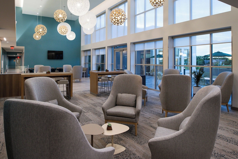 Element Overland Park - photo 2