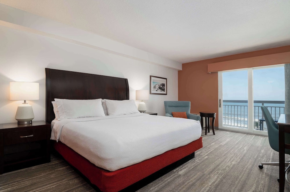 Hilton Garden Inn Daytona Beach Oceanfront - photo 9
