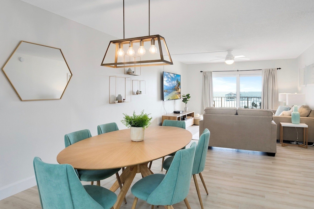 Cocoa Beach Towers by Happy Palm Stays - photo 25