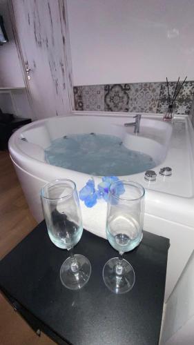 SuiteSicily Rooms Palermo — 4-Star Luxury Hotel in Altavilla Milicia, Italy