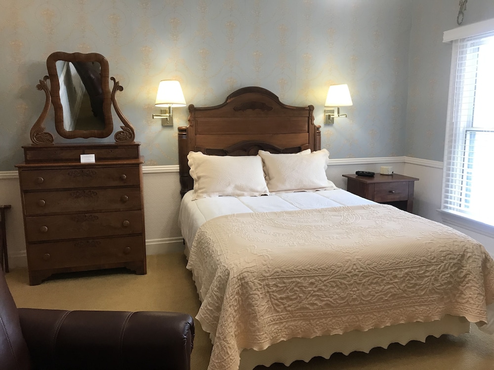 Kingsley Inn - photo 27