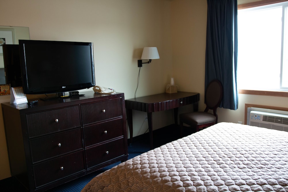 East Grand Inn - photo 21