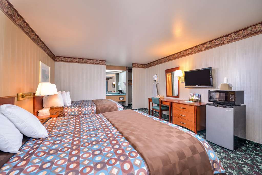 Americas Best Value Inn Phoenix Medford - photo 16