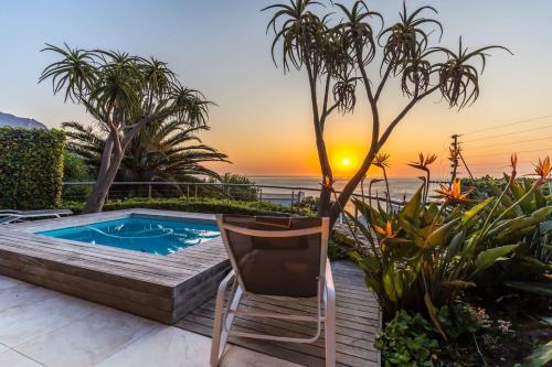 Sunset Bay Camps Bay Villa with pool & sea views