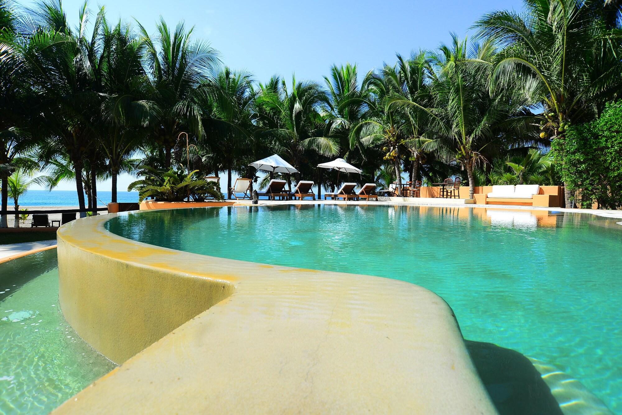 Puerta Paraíso Hotel Boutique in Ixtapa-Zihuatanejo, Mexico