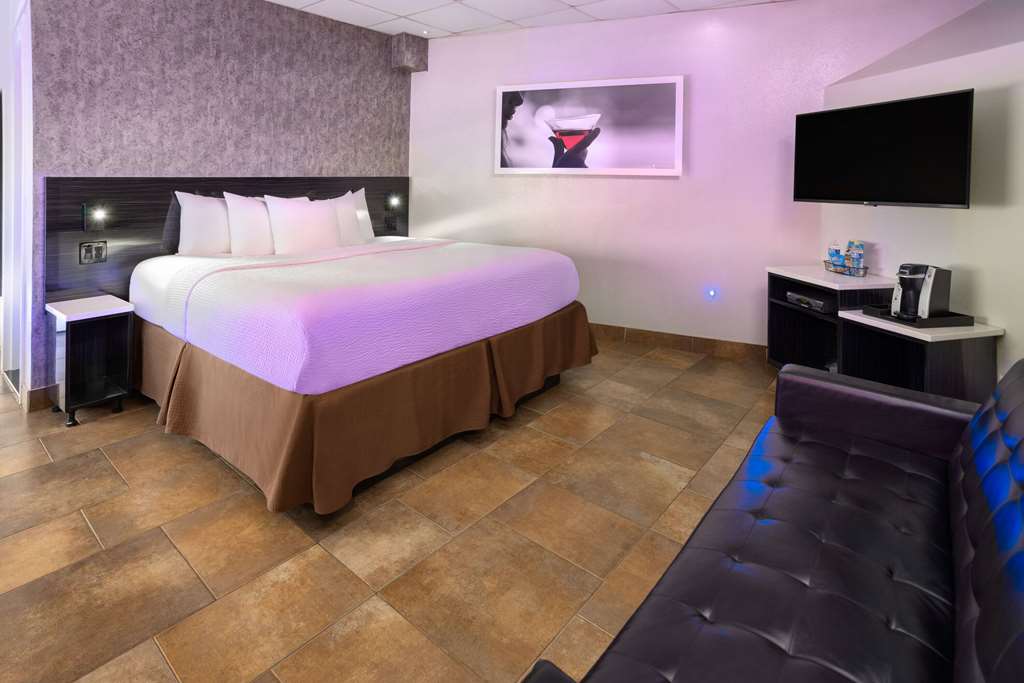 Ramada by Wyndham Bronx - photo 25