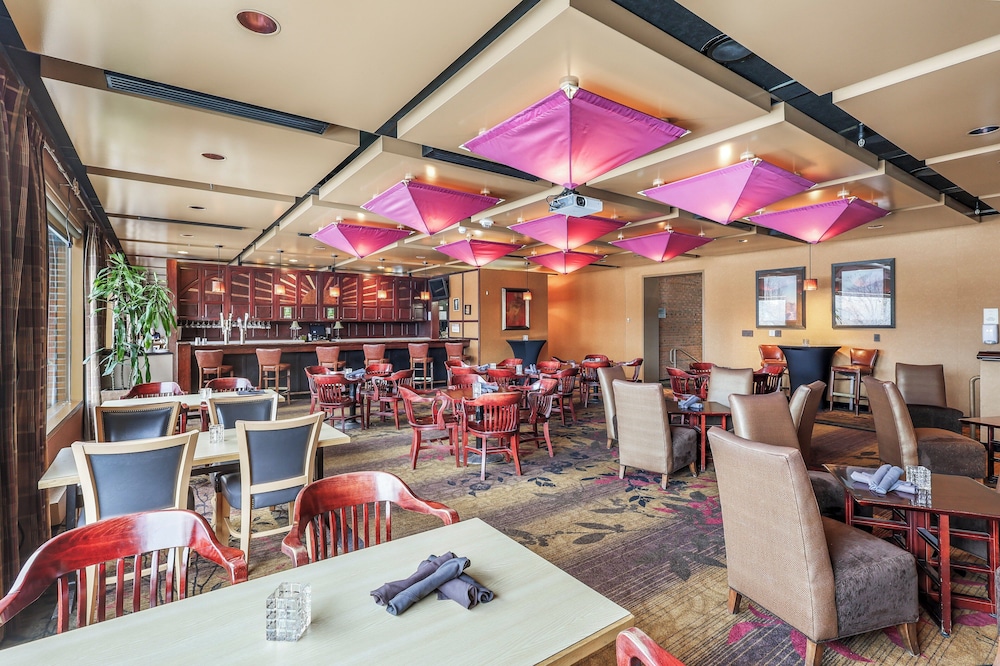 Crowne Plaza Minneapolis West by IHG - photo 51