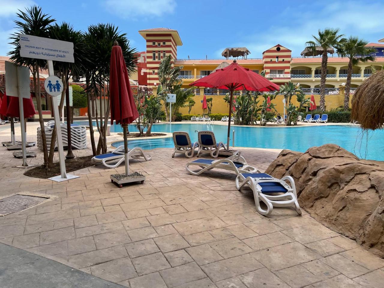 Patio suit Porto marina in Al `Alamayn, Egypt