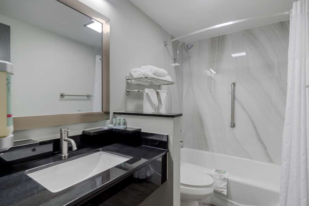 Best Western Corpus Christi Airport Hotel - photo 24