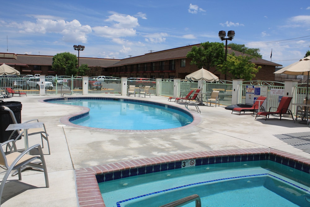 Winnemucca Inn & Casino - photo 21
