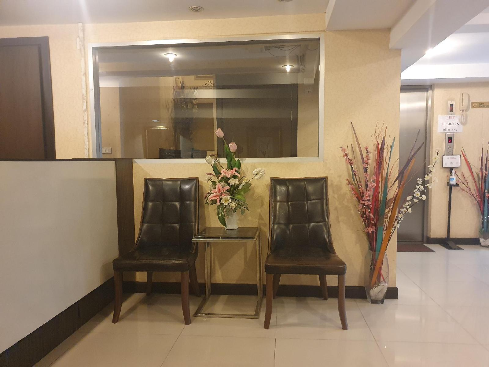 499 Hostel Ratchada