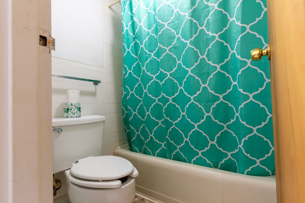 Americas Best Value Inn Rockford - photo 43
