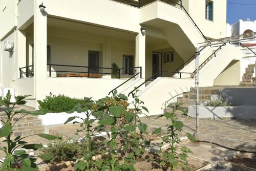 Krios Summer Stay — 4-Star Luxury Hotel in Ermoupolis, Greece