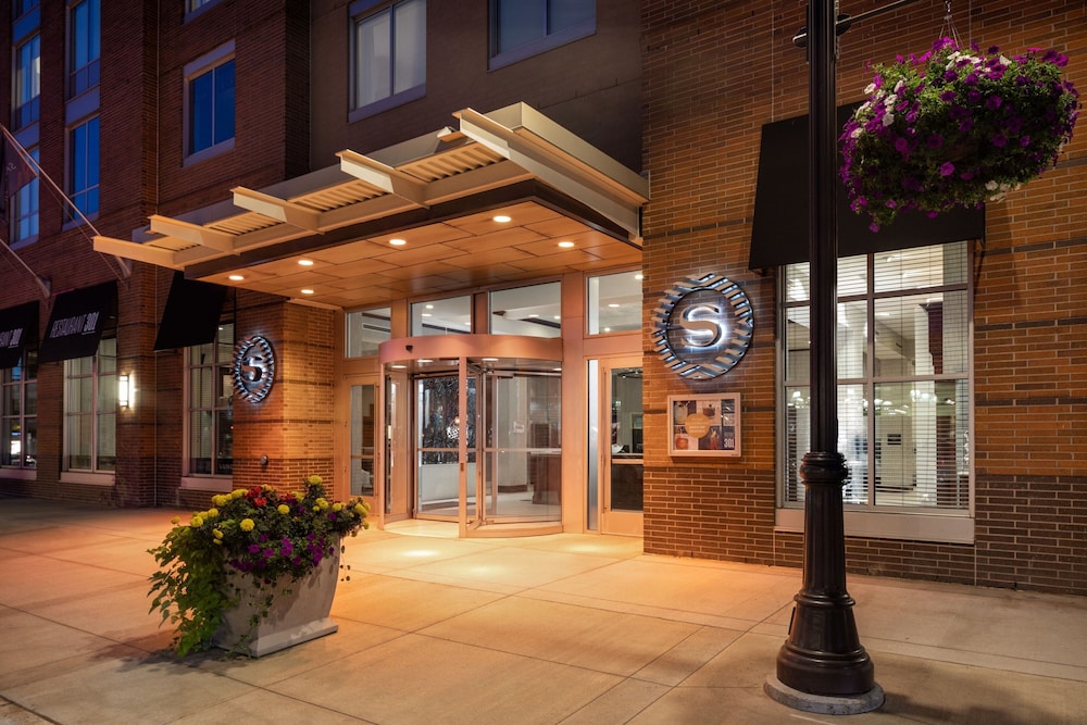 Sheraton Duluth Hotel - photo 40