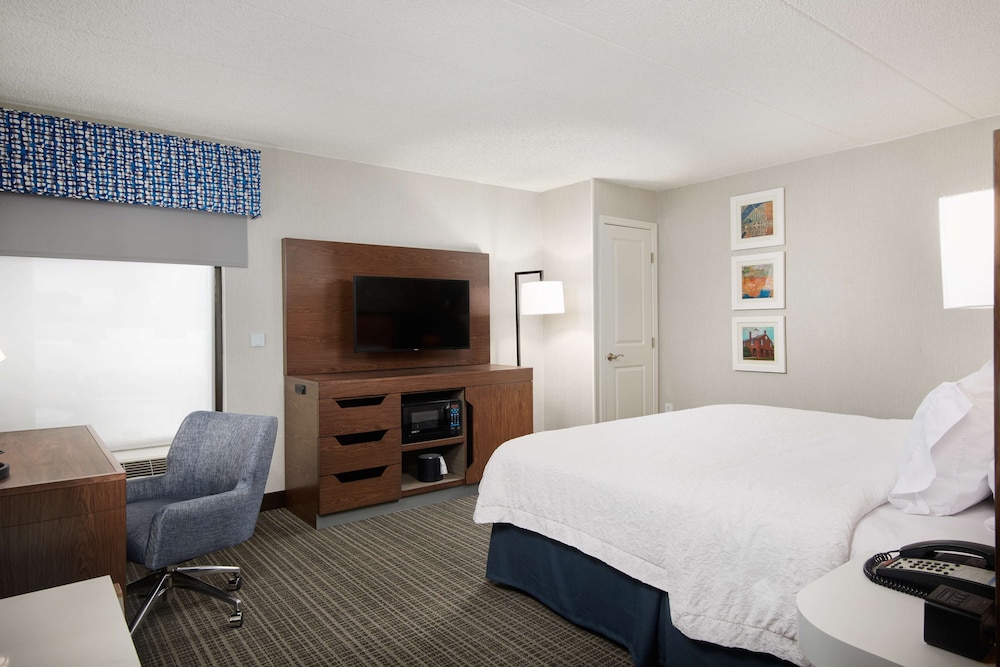 Hampton Inn Fairfax City - photo 24