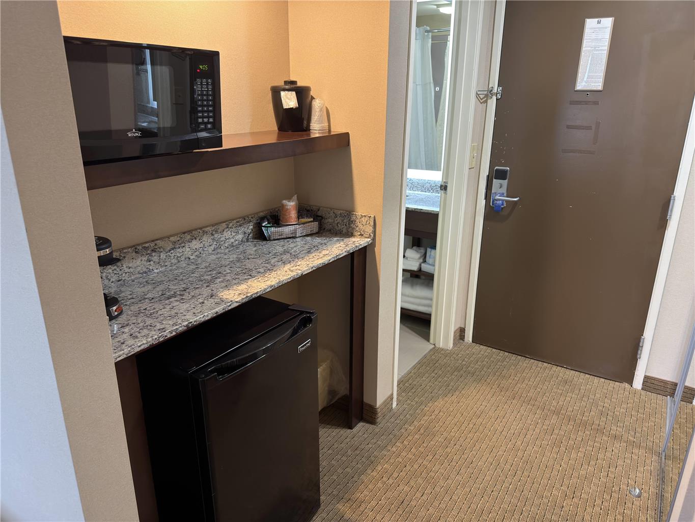 Wingate by Wyndham Utica - photo 27