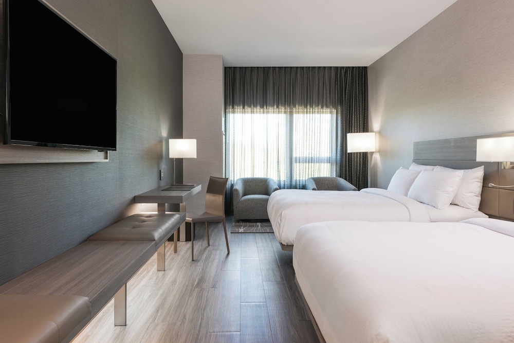 AC Hotel by Marriott Boston Cambridge - photo 8