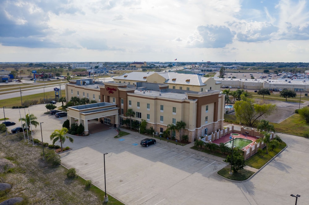 Hampton Inn Alice - photo 42
