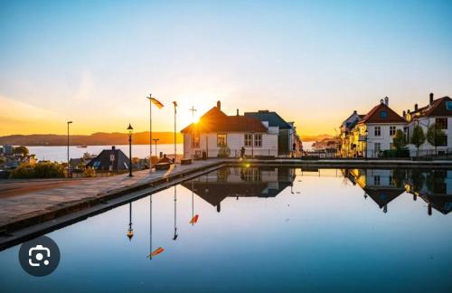 Byleilighet nær Fløyen — 4-Star Luxury Hotel in Bergen, Norway