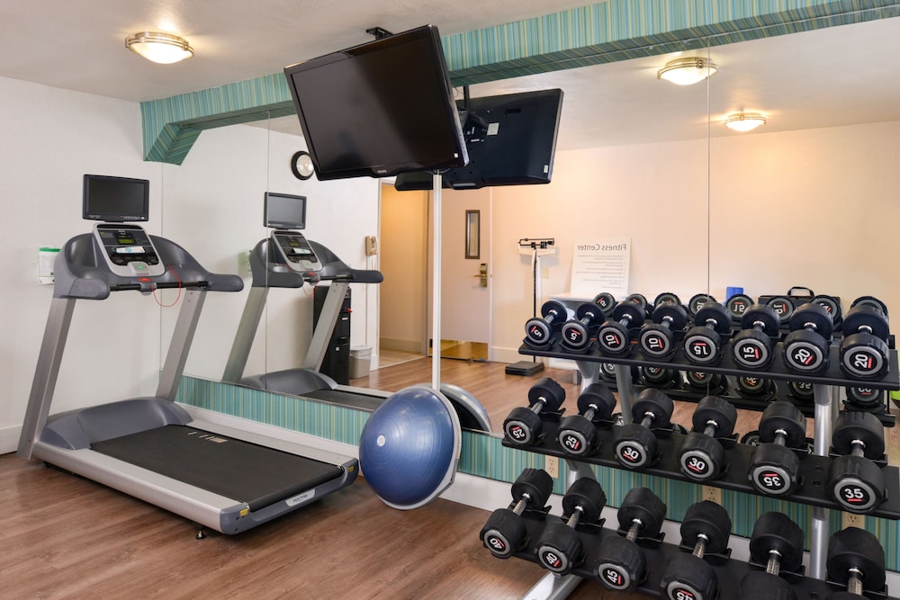 Holiday Inn Express Palm Desert by IHG - photo 23