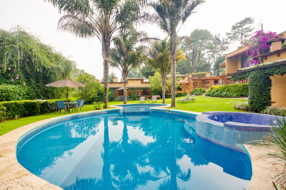 Hotel La Joya del Viento in Valle De Bravo, Mexico