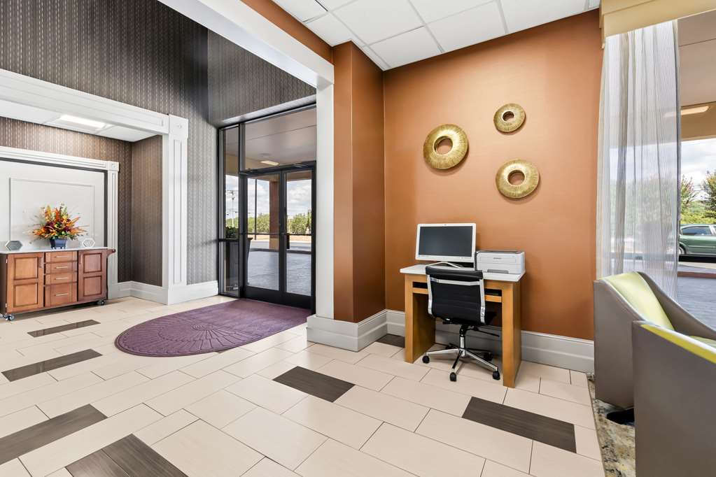 Best Western Fayetteville Inn - photo 25
