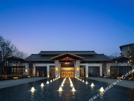 Hampton by Hilton Emeishan in Leshan, People's Republic of China