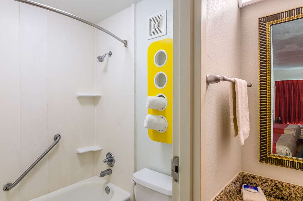 Motel6 Troy AL - photo 17