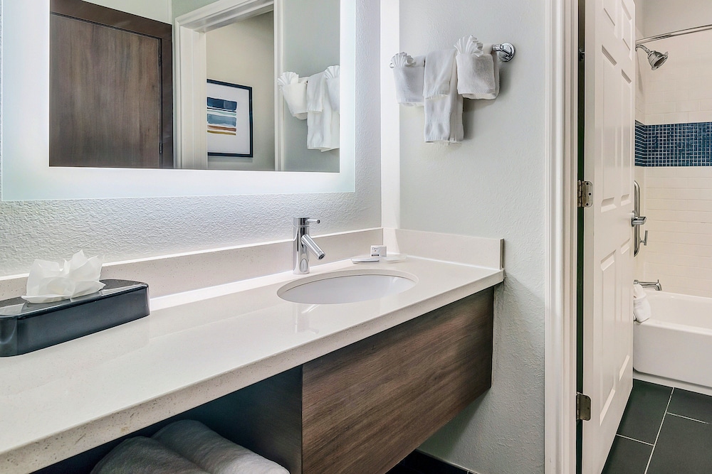 Staybridge Suites University Area by IHG - photo 53
