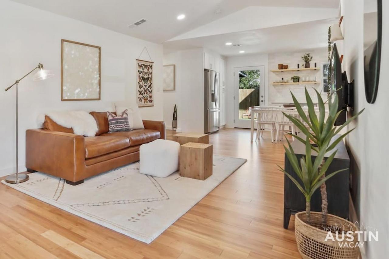 Trendy Remodeled Home by SoCo w Nice Outdoor Space — 4-Star Luxury Hotel in Austin, United States