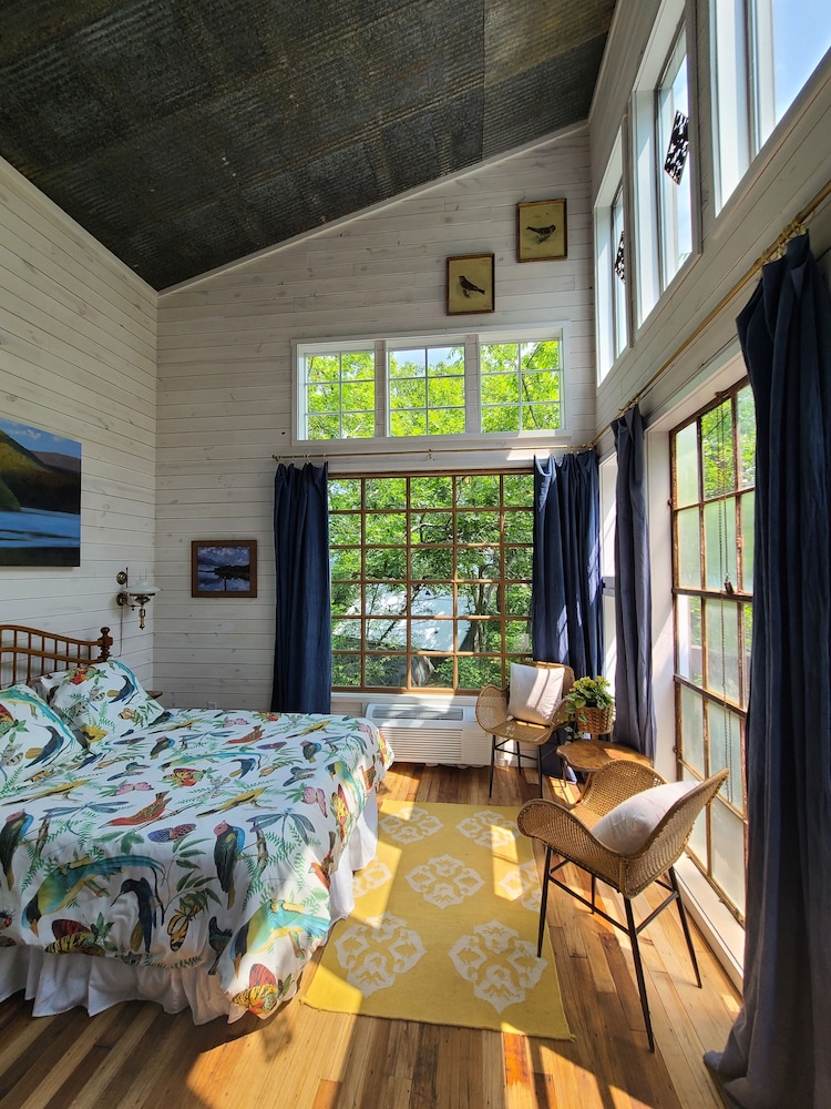 The Treetop Hideaways at Ruby Falls - photo 9