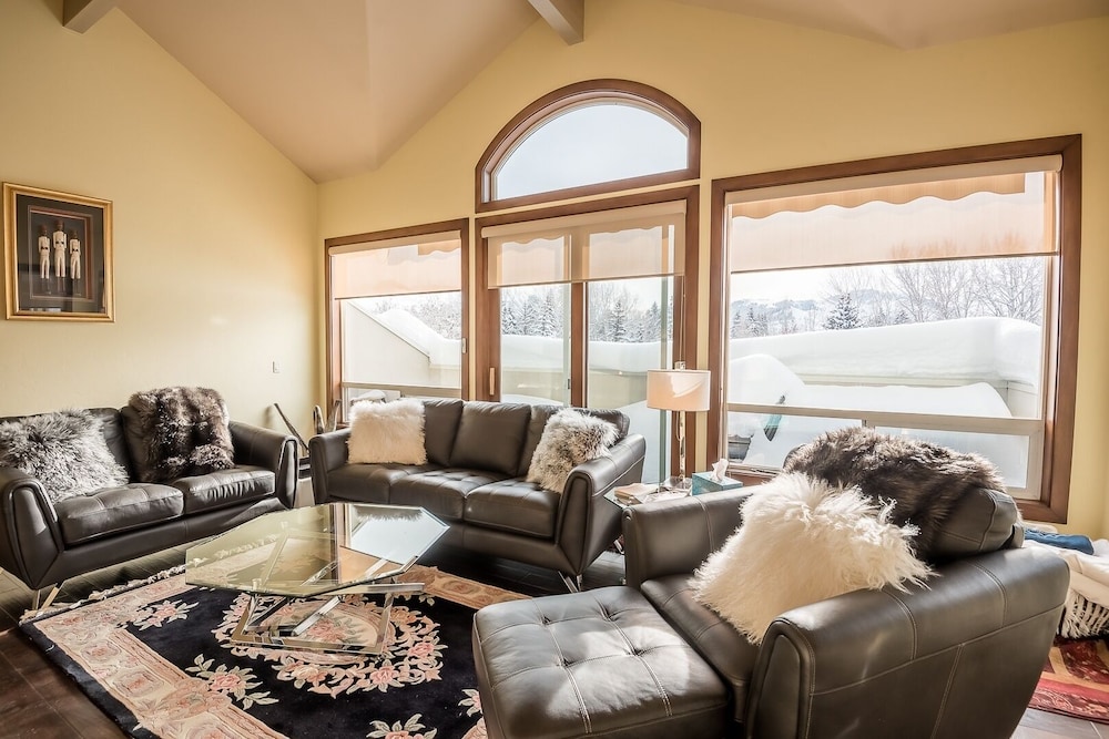 Harriman Townhome 5 — 4-Star Luxury Hotel in Ketchum, United States