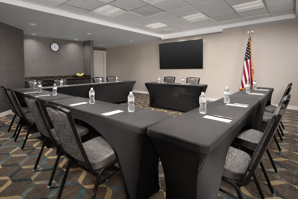 Residence Inn by Marriott Fayetteville Cross Creek - photo 41