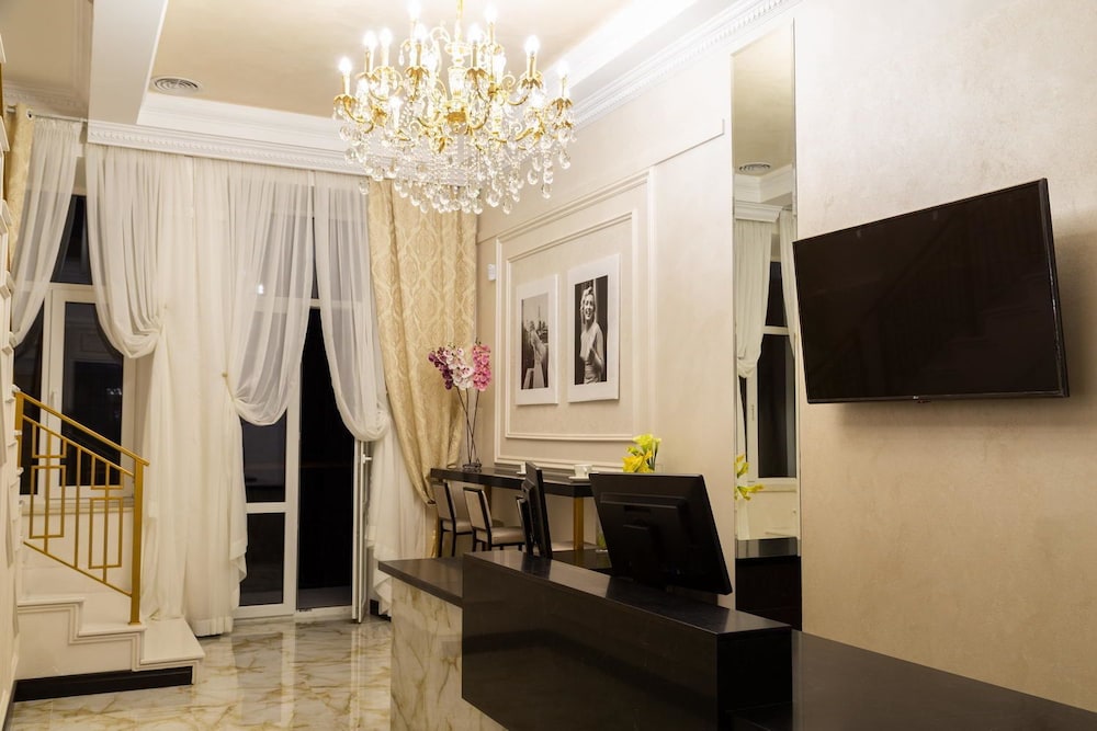 Lift Hotel Boutique Derybasivska — 4-Star Luxury Hotel in Odessa, Ukraine