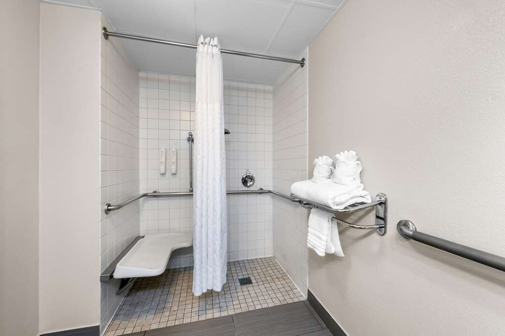 Clarion Pointe Apex Holly Springs - photo 8