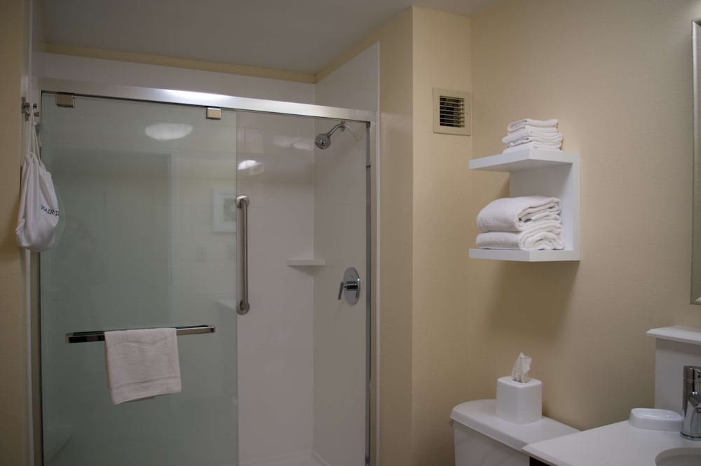 Hampton Inn St. Louis Chesterfield - photo 15