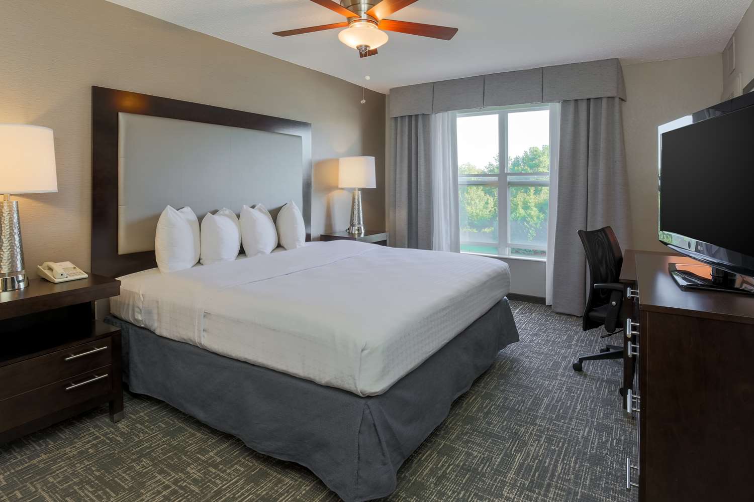 Homewood Suites by Hilton Southwind Hacks Cross - photo 10