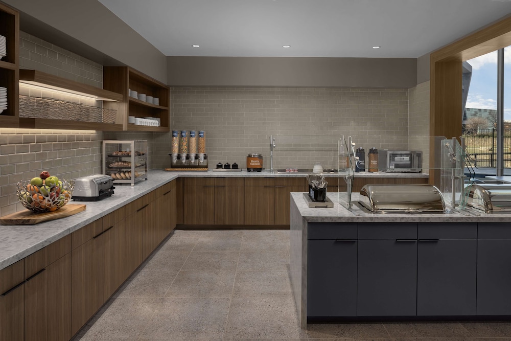 Homewood Suites By Hilton Grand Prairie At Epiccentral - photo 36