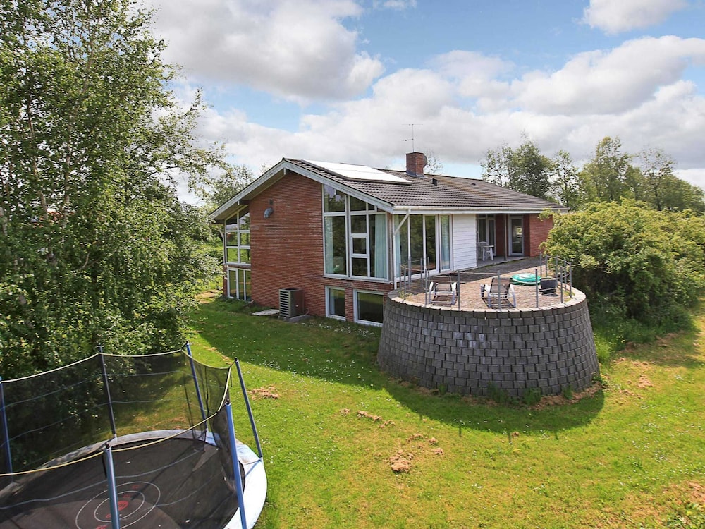 10 person holiday home in Haderslev By Traum — 4-Star Luxury Hotel in Haderslev, Denmark
