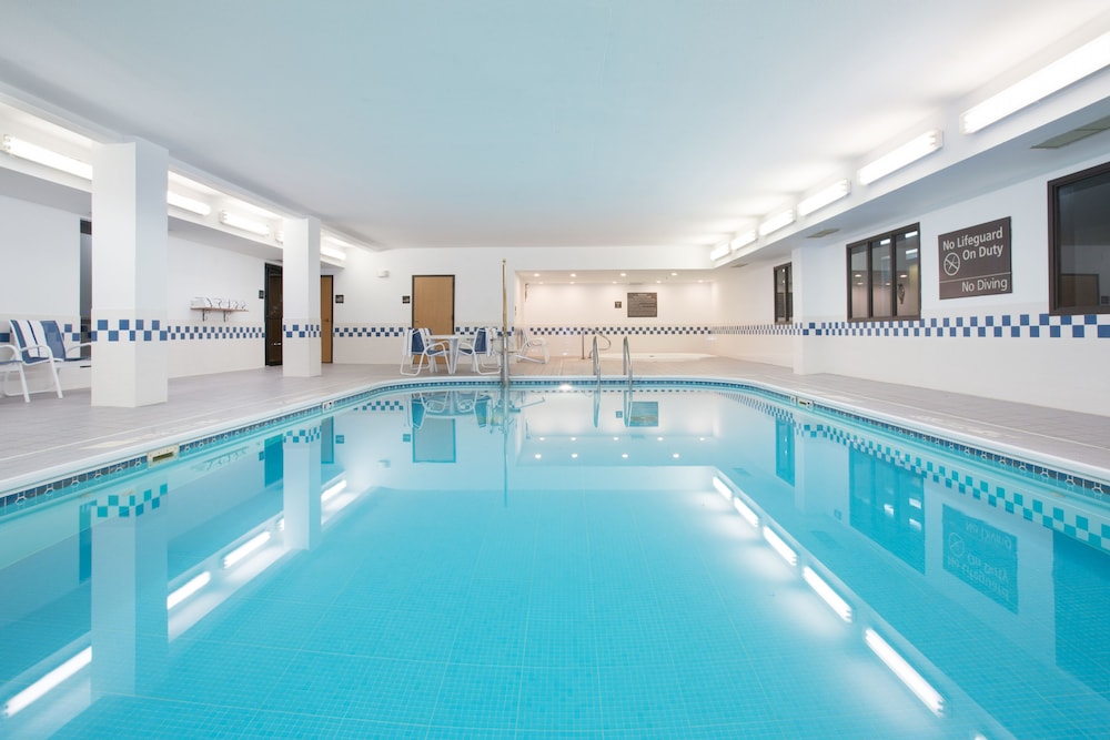 Baymont by Wyndham Thornton - photo 12