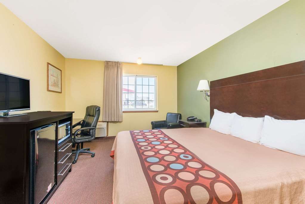 Super 8 by Wyndham Moriarty - photo 5