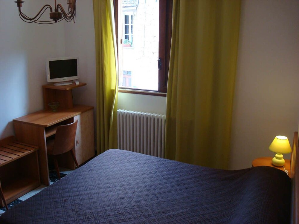 Sole e Monte - carbon neutral hotel in Unknown City