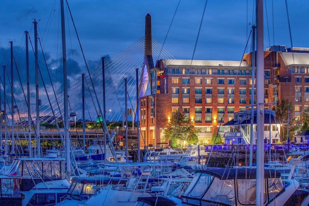 Residence Inn by Marriott Boston Harbor on Tudor Wharf - photo 2