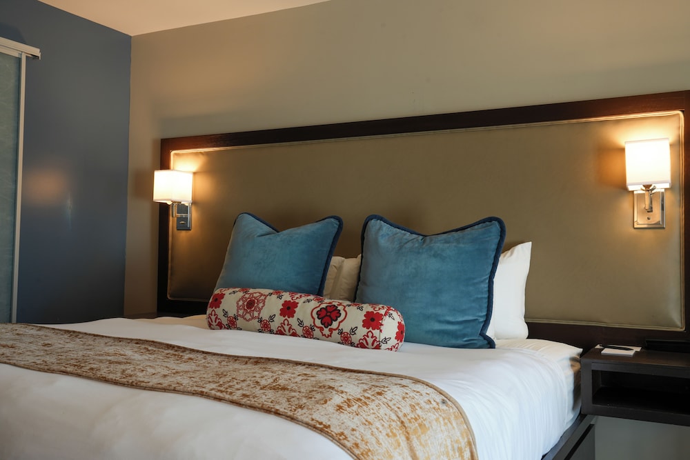 City Loft Hotel - photo 12
