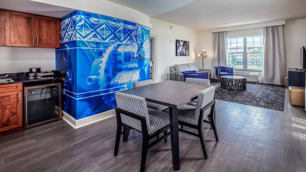 Hotel Indigo Jacksonville Deerwood Park an IHG Hotel - photo 5