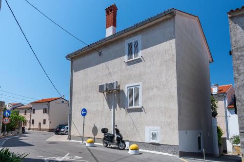Apartments by the sea Punat Krk 19831 — 4-Star Luxury Hotel in Punat, Croatia