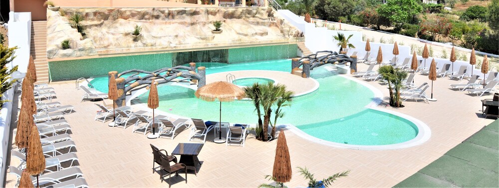 Grand Beach Hotel — hotel in Thasos