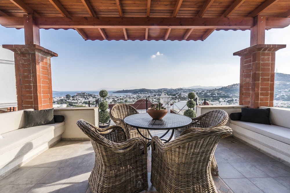 Villa Helen — 4-Star Luxury Hotel in Bodrum, Turkey